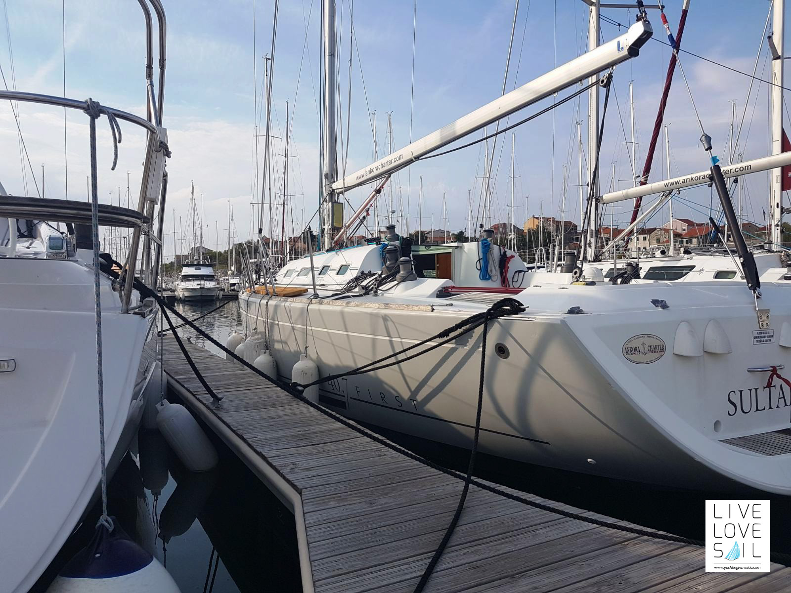 Beneteau First 40.7 - Sultan - Makeover